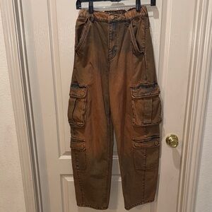 BDG Women’s over dyed acid wash Cargo Pants